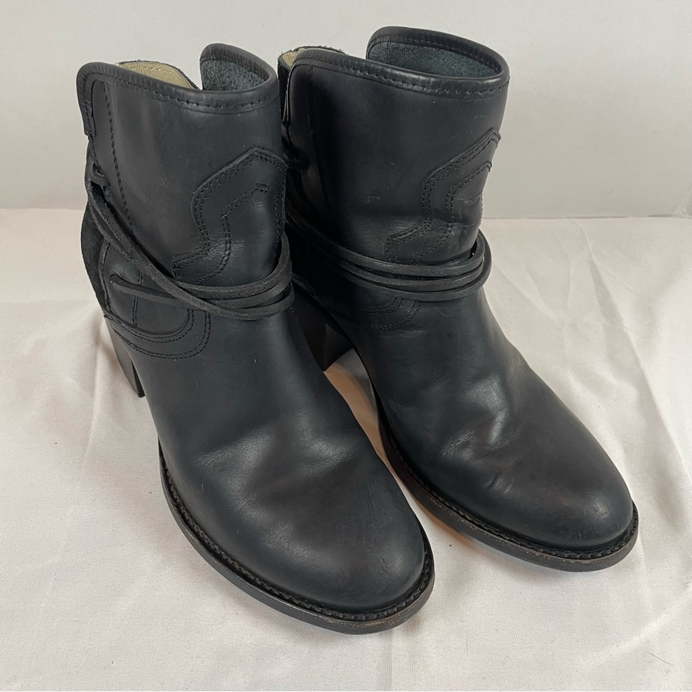 Freebird by Steven Casey Black Leather Western‎ Ankle Boots Wrap Lace Size 8